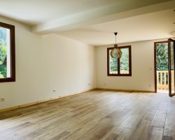Appartement T4  05350 Château-Ville-Vieille
