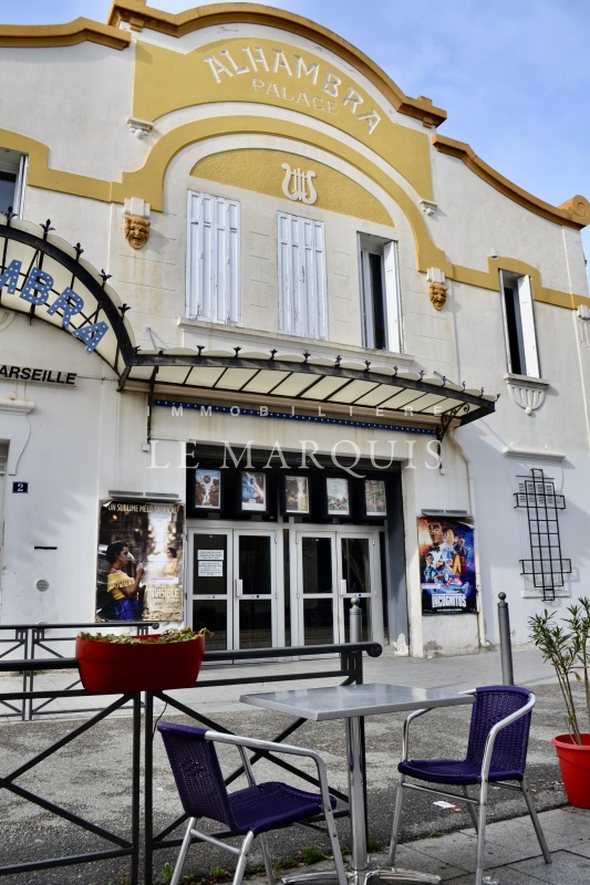 Proximité de l'un des plus anciens cinéma de Marseille, classé art et essai