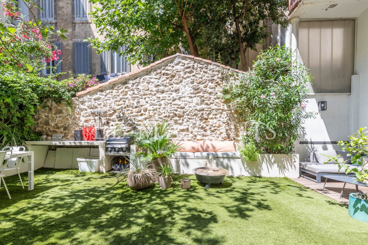 Jardin convivial