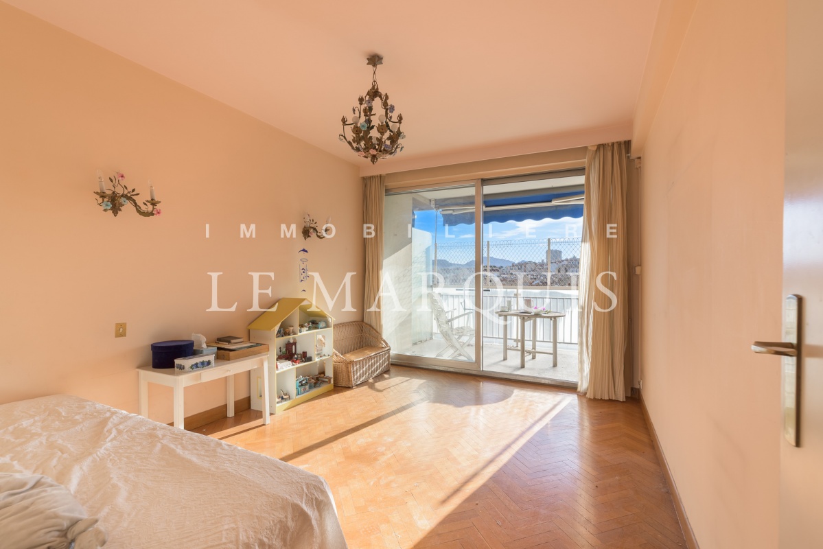 Les chambres sont spacieuses et lumineuses