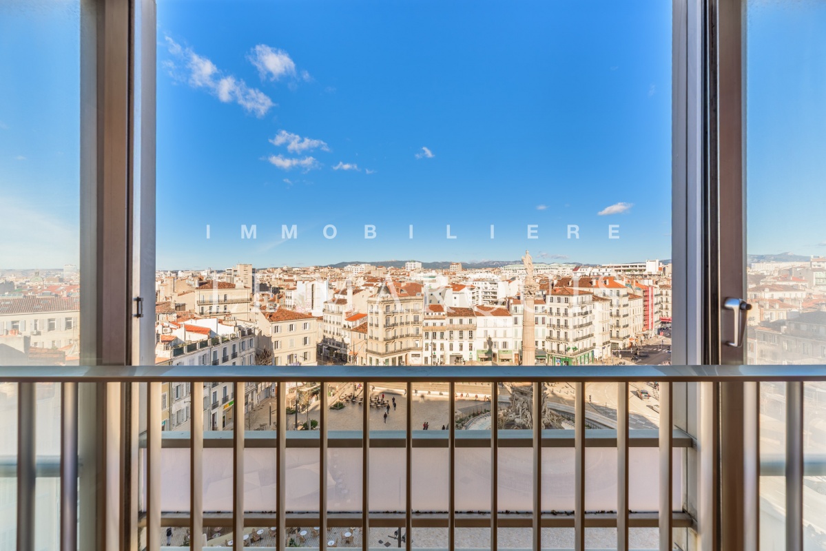 Magnifique vue panoramique sur la ville