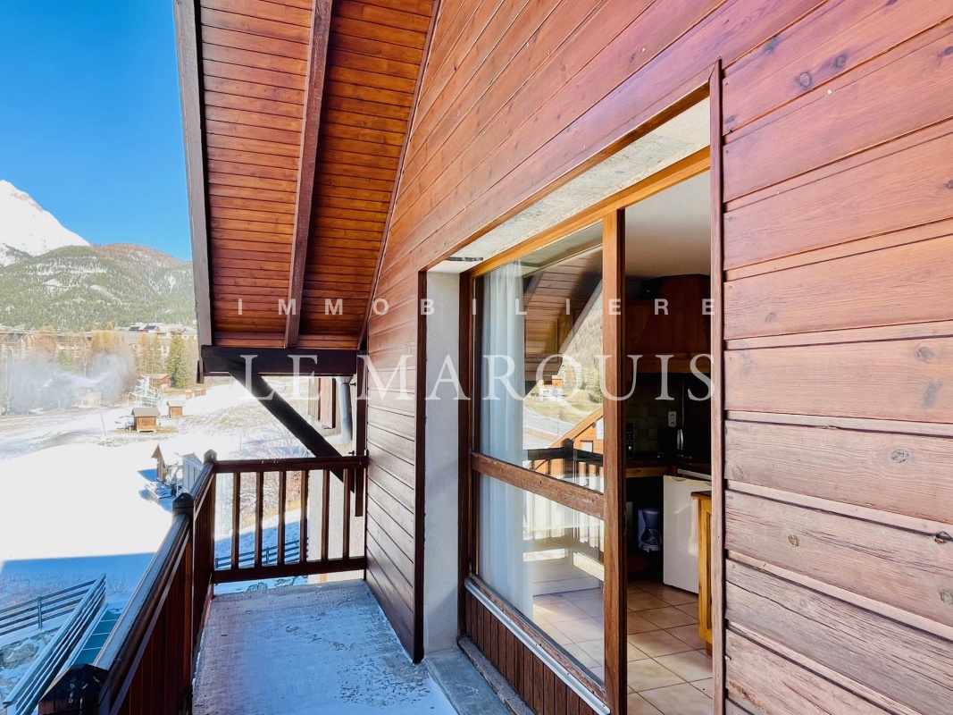 Vue du balcon vers les pistes