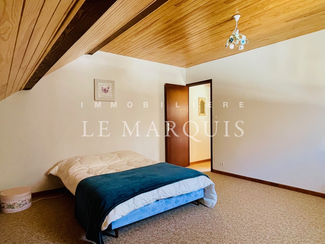 Grande chambre de 17 m2