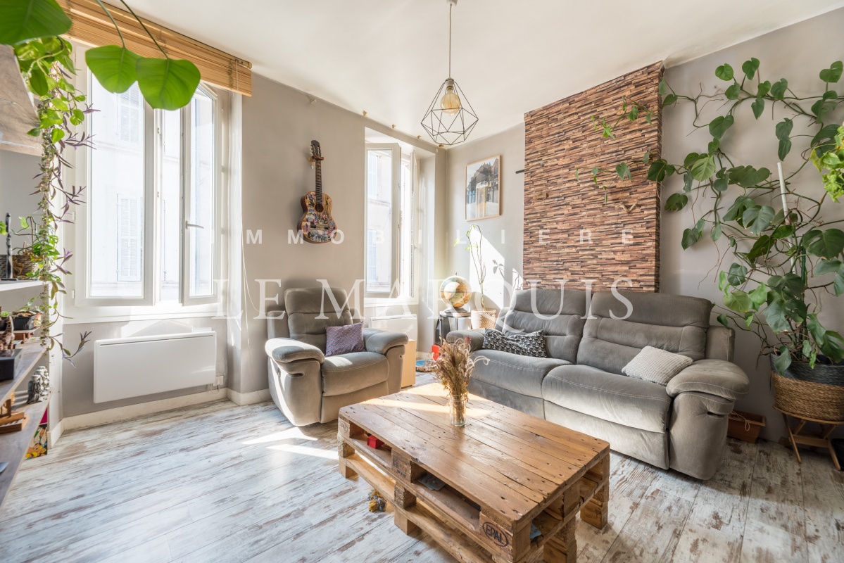 Appartement chaleureux, quartier agréable à vivre