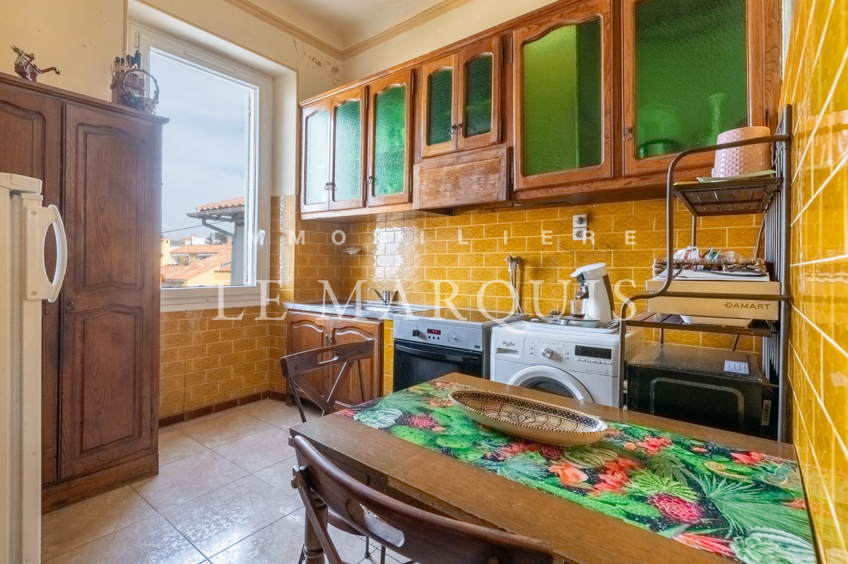 Grandes ouvertures dans toutes les pièces de l'appartement
