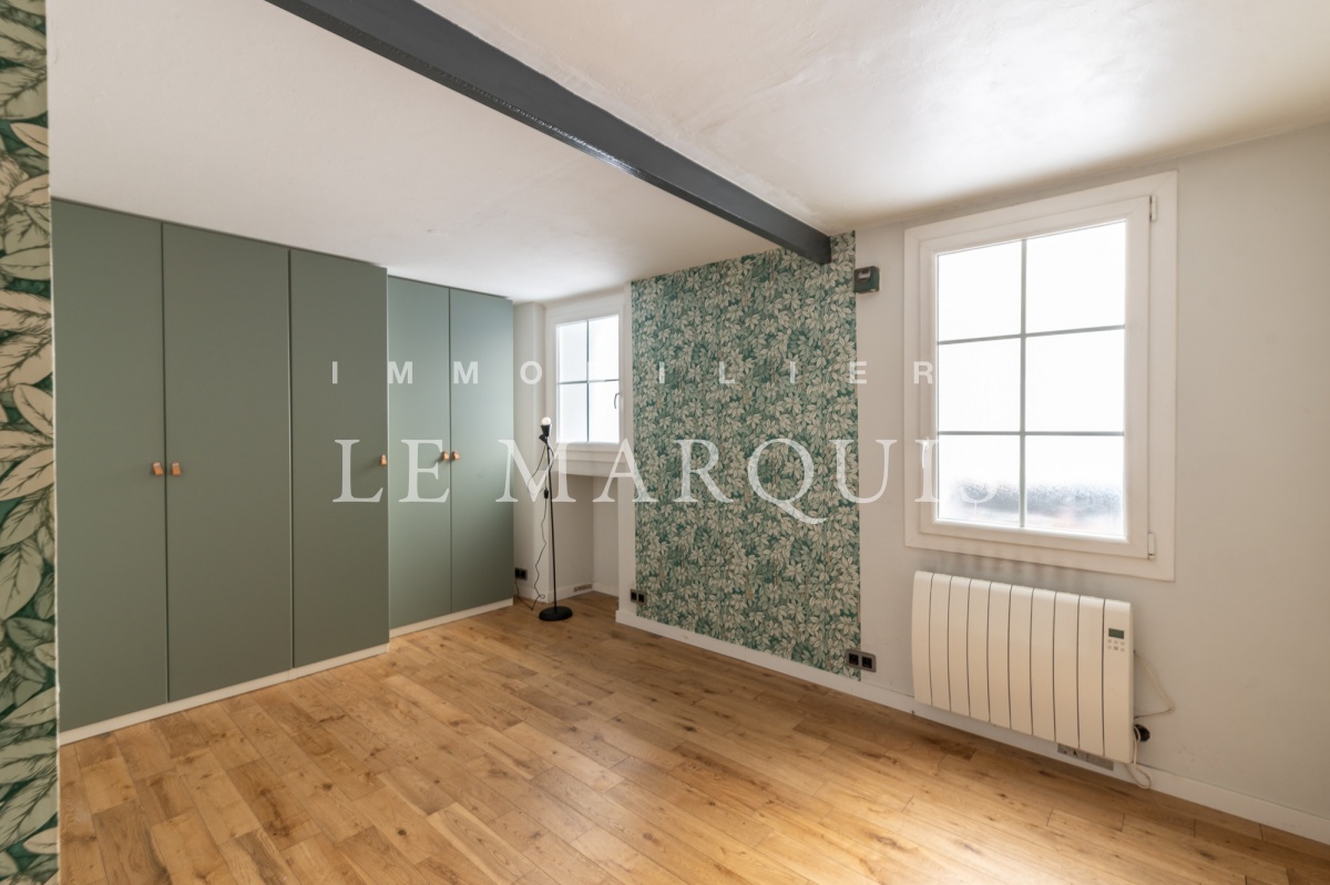 Nombreux placards dans les chambres