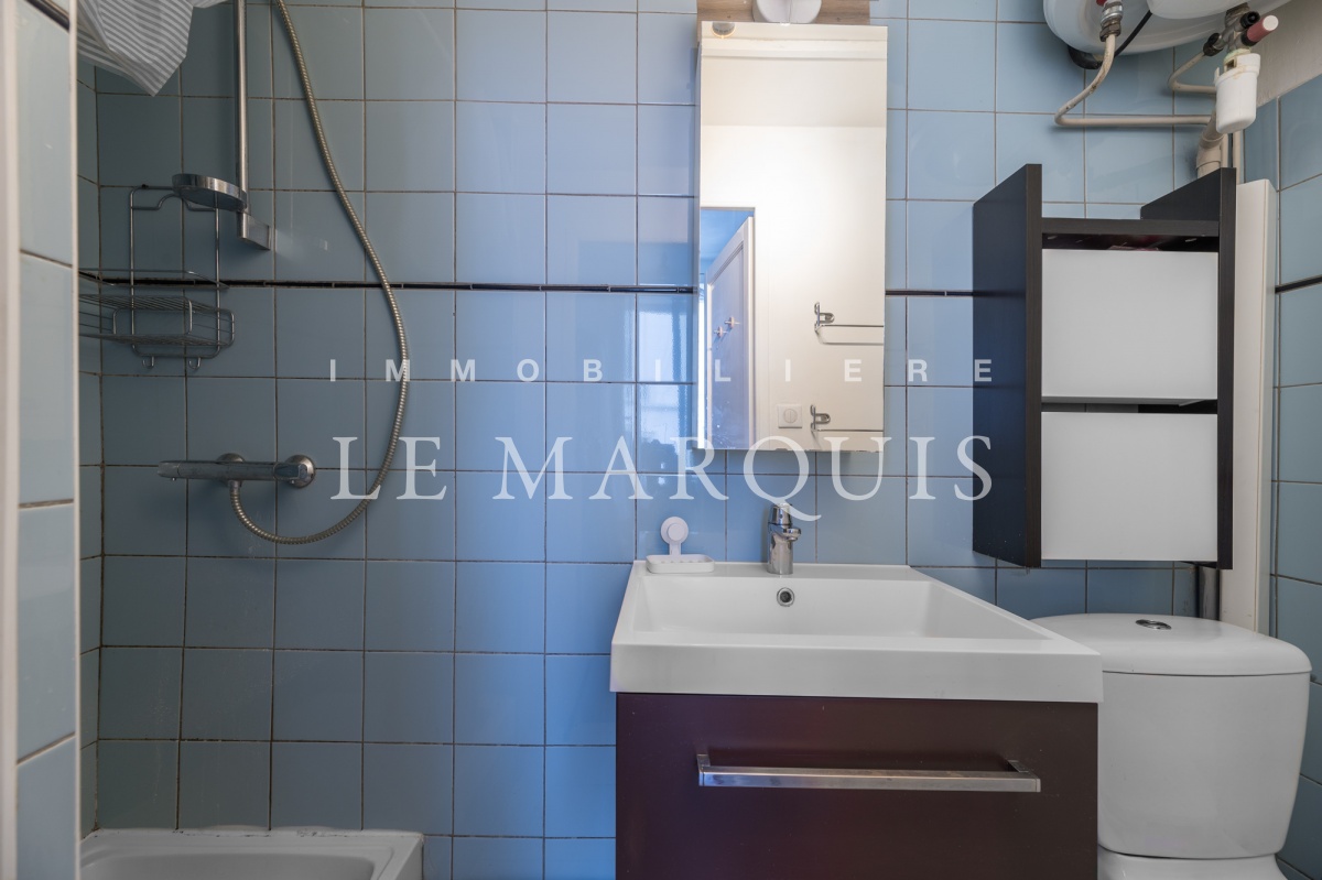 Salle d'eau moderne