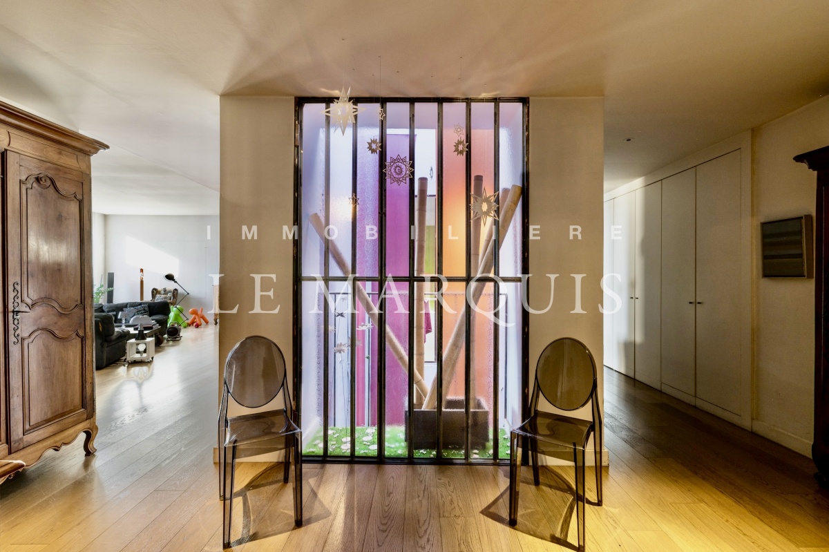 Appartement traversant revisité contemporain par un architecte
