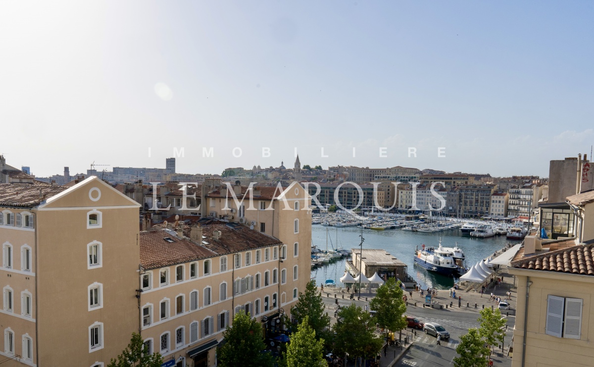 Terrasse avec splendide vue sur le Vieux-Port