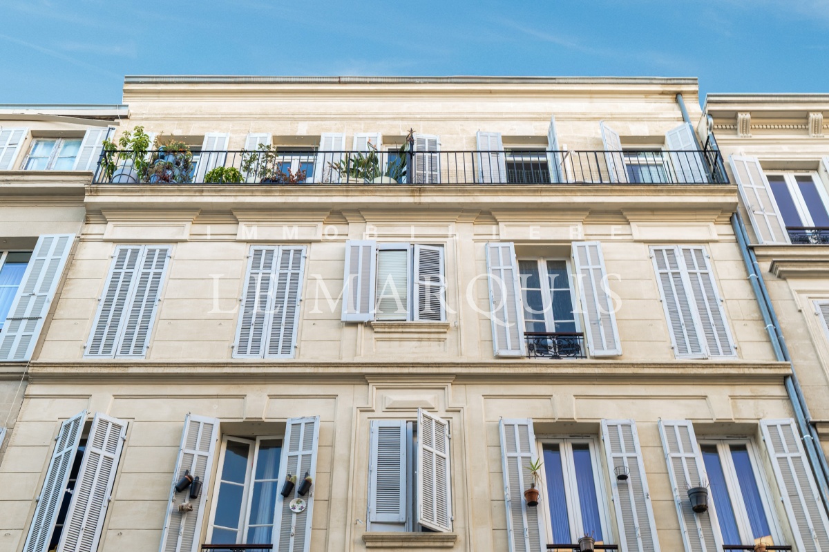 Immeuble de caractère bien entretenu
