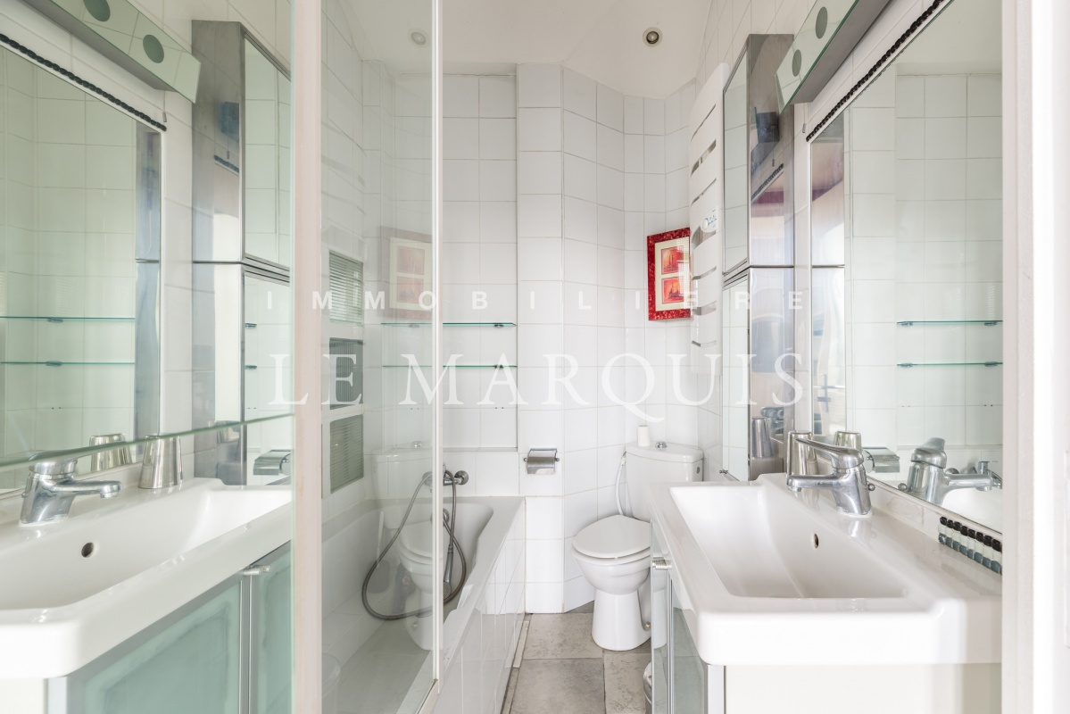 Salle de bain moderne