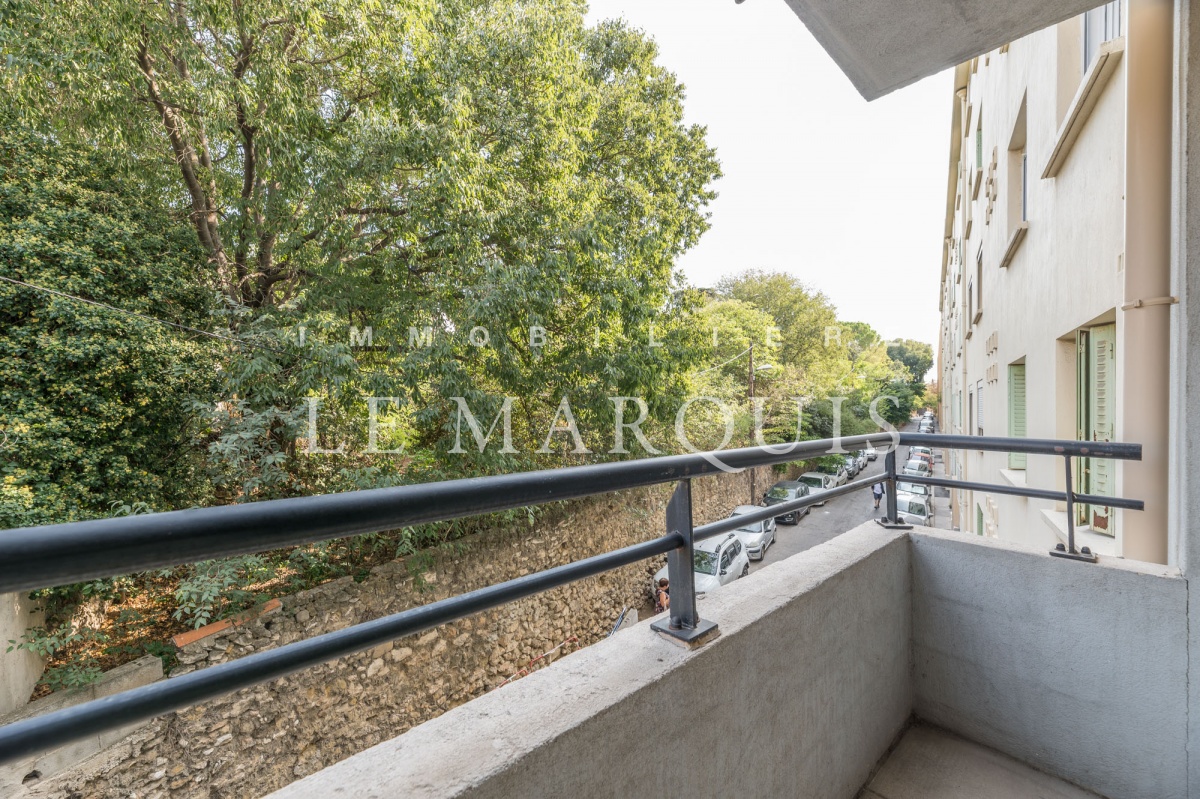 Vue sur verdure depuis les deux chambres