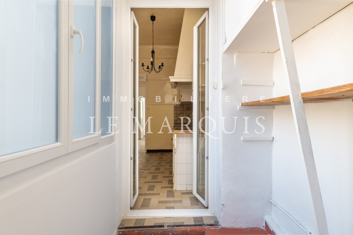 Loggia pouvant être réouverte pour obtenir un balcon