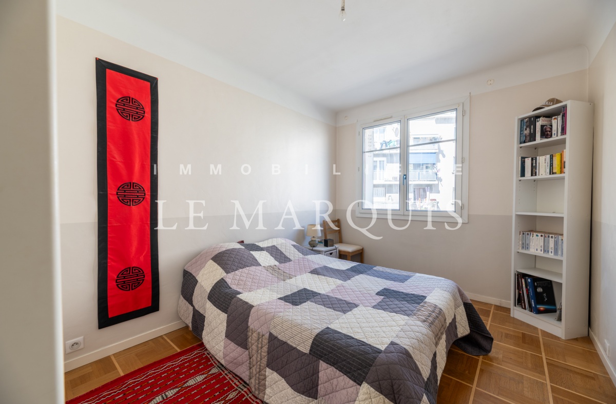 Les chambres avec placards sont au calme