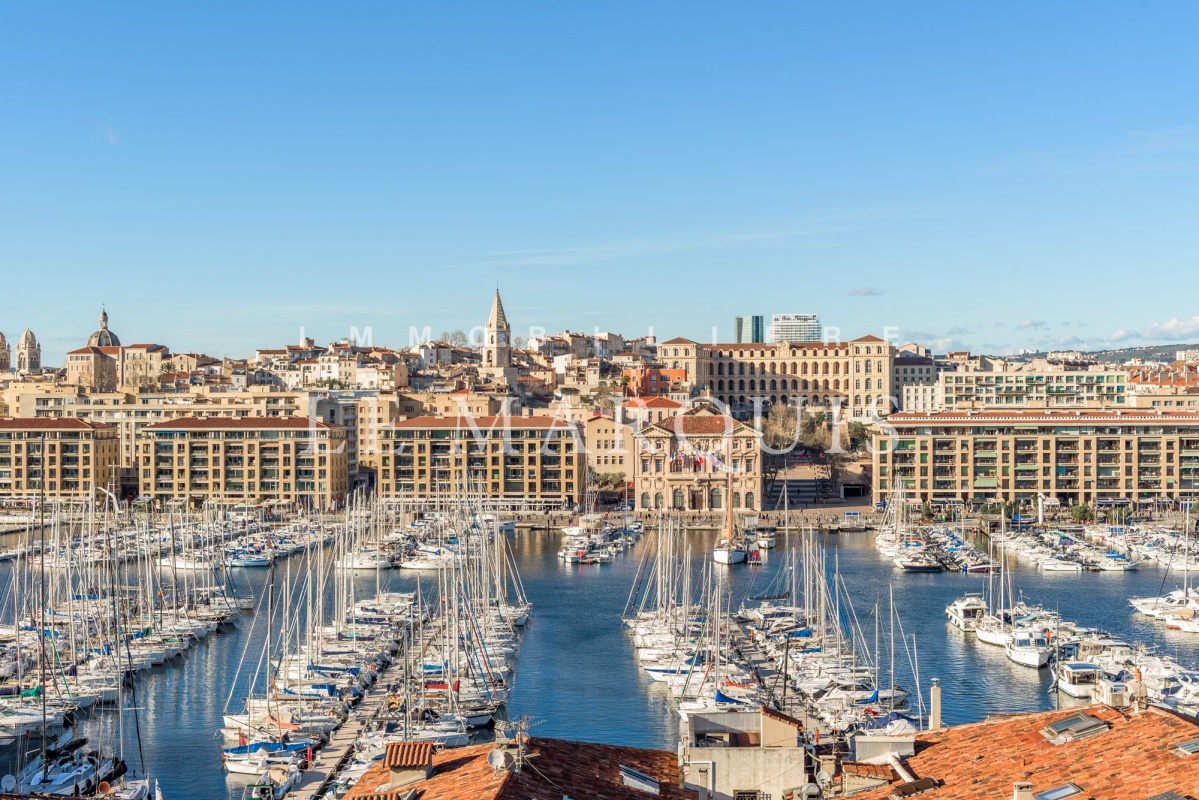 Vue magique depuis le séjour et une chambre
