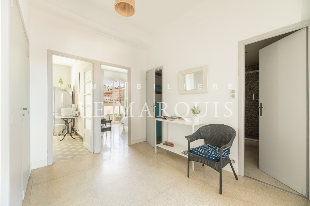 Belle hauteur sous plafond