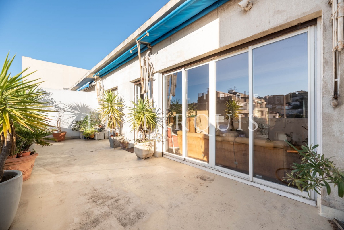 Au Sud-Ouest, belle terrasse de 25 m2