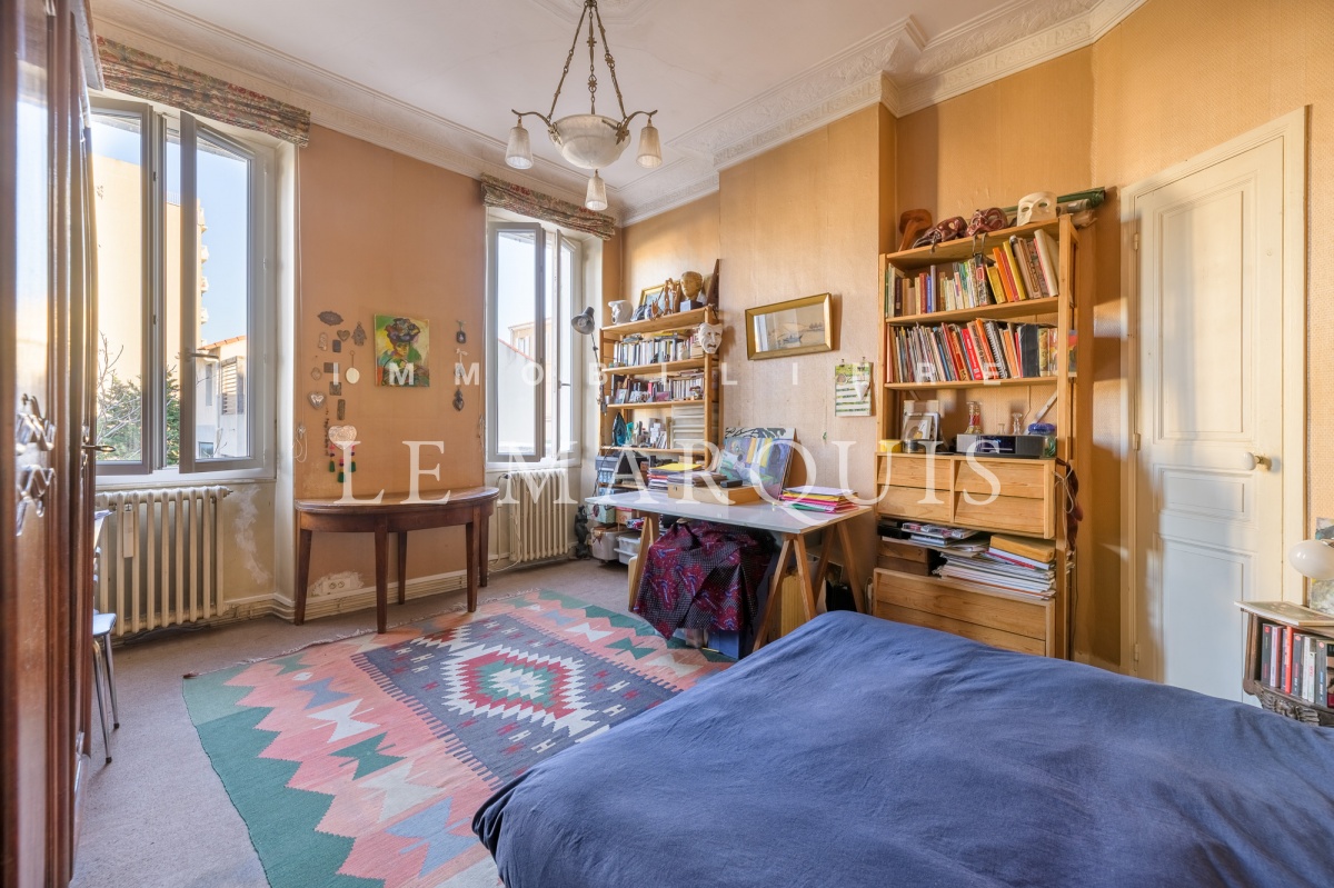 Les chambres sont spacieuses et lumineuses