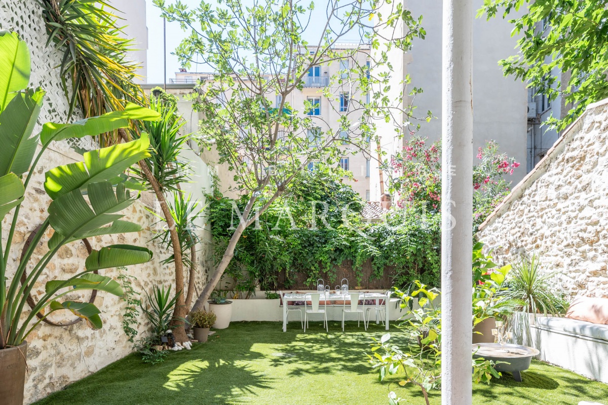 Grand jardin de 60 m2 exposé au Sud