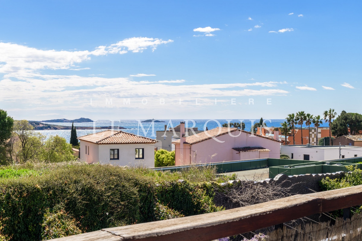 A quelques minutes à pied des plages et du port de Bandol