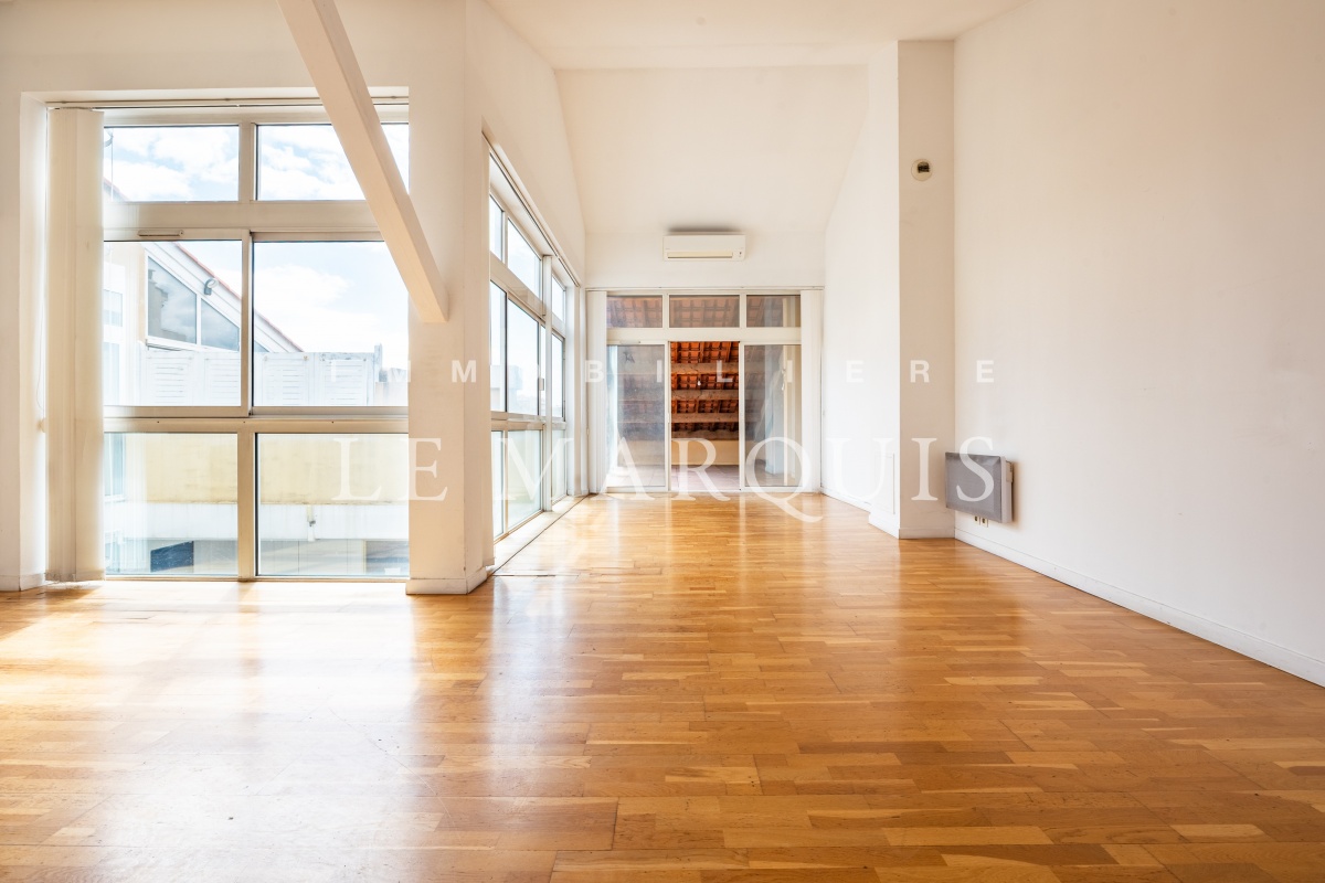 Belle hauteur sous plafond