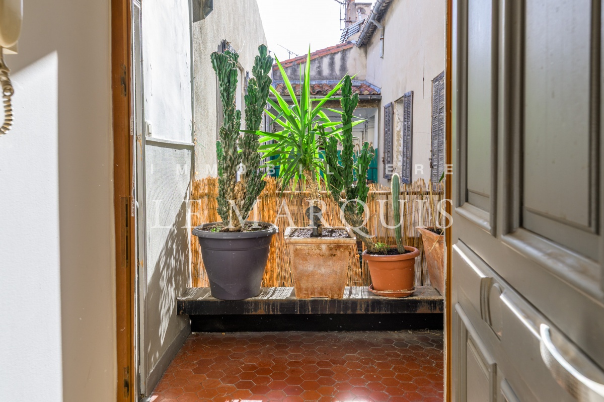 L'immeuble est bien entretenu