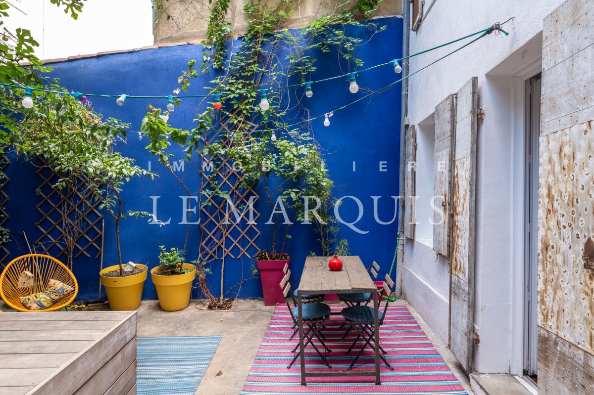 Agréable jardin pour de nombreux moments de convivialité
