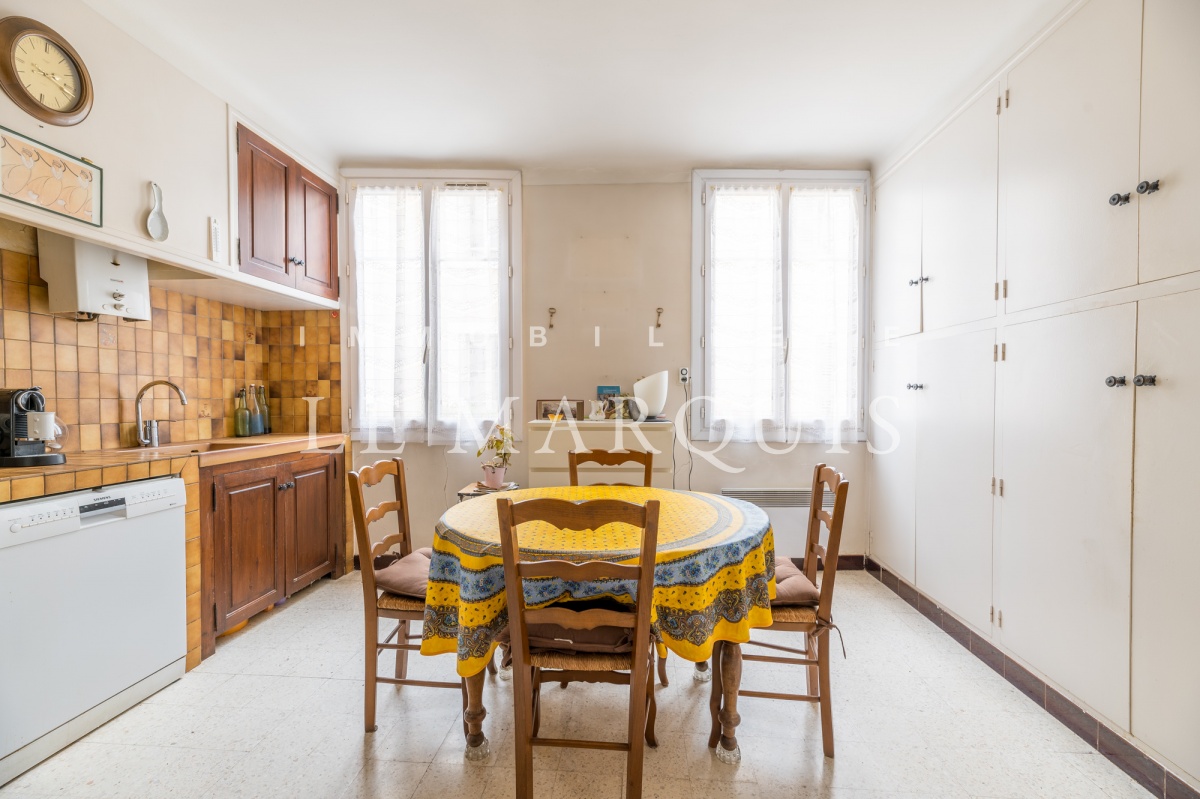 Nombreux rangements dans la maison