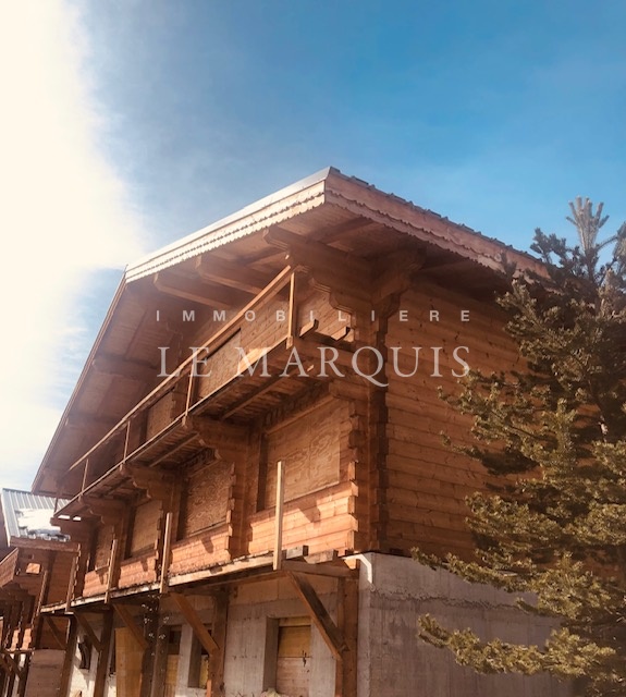 Chalet traditionnel en bois massif