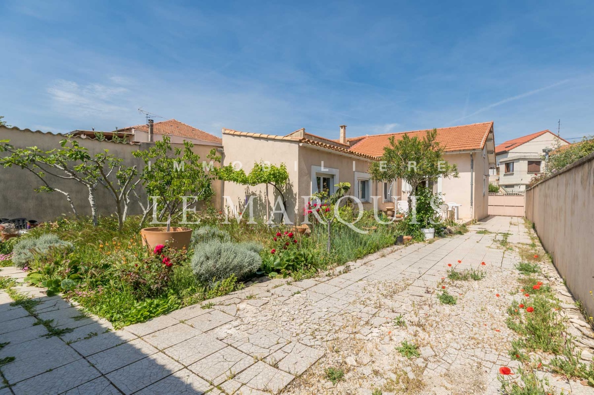 Agréable maison de plain-pied avec grand jardin