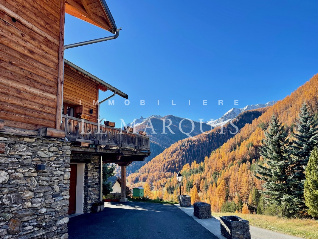 Le chalet est idéalement situé pour vivre "La montagne vraie" en toutes saisons