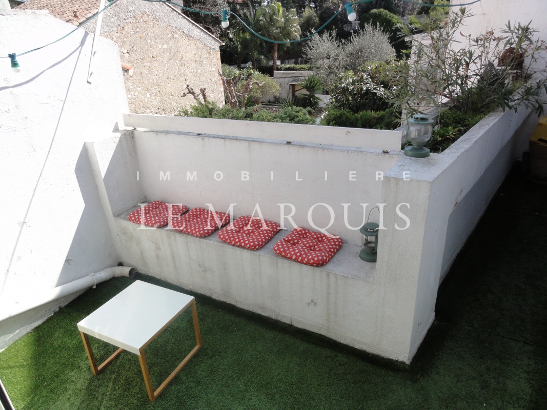 Agréable terrasse pour des moments conviviaux