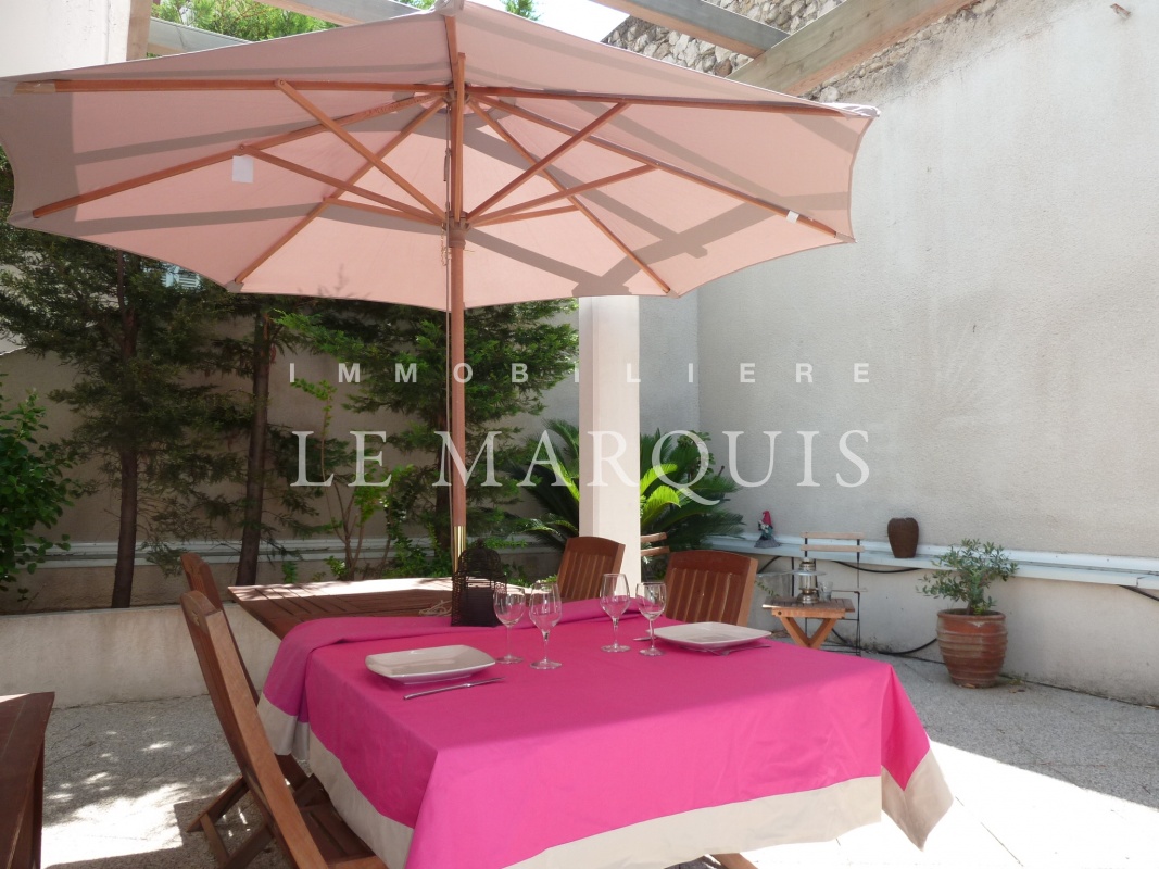 Terrasse arborée 64 m2 plein Sud
